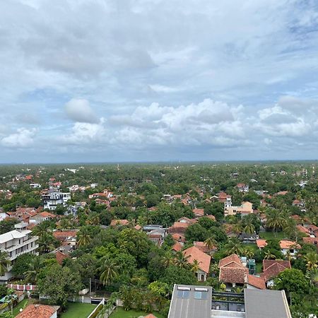 Ocean Breeze - Udaya Luxury Apartments Negombo Exterior foto