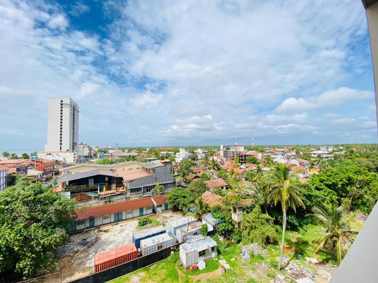 Ocean Breeze - Udaya Luxury Apartments Negombo Exterior foto