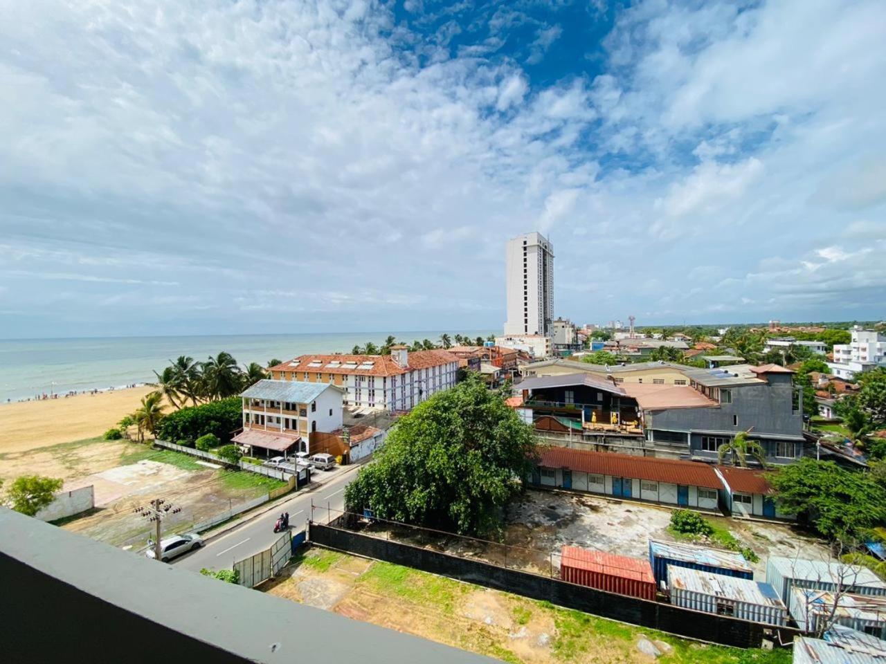 Ocean Breeze - Udaya Luxury Apartments Negombo Exterior foto